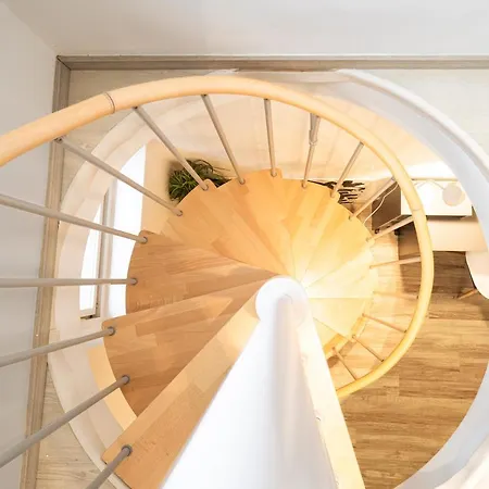 Apartment Truth - Kingsize Bett - Netflix - Zentral Dortmund